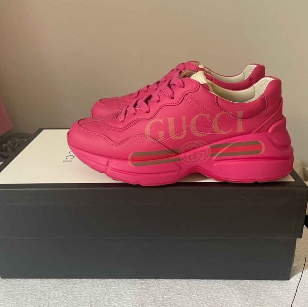 Authentic Gucci sneakers